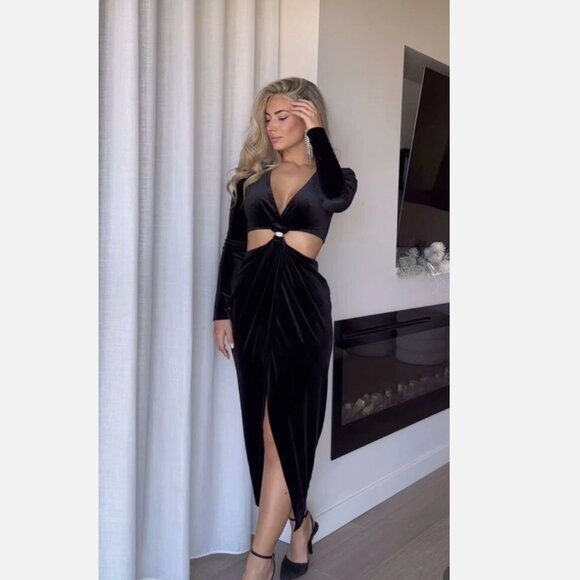 Zara Velvet Cut Out Midi Dress Black Blogger Fav Size Medium - Picture 2 of 8